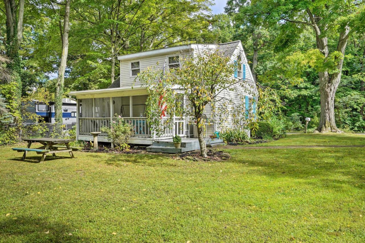 נורת' איסט Darling Cottage About 1 Mi To Lake Erie Beach! מראה חיצוני תמונה